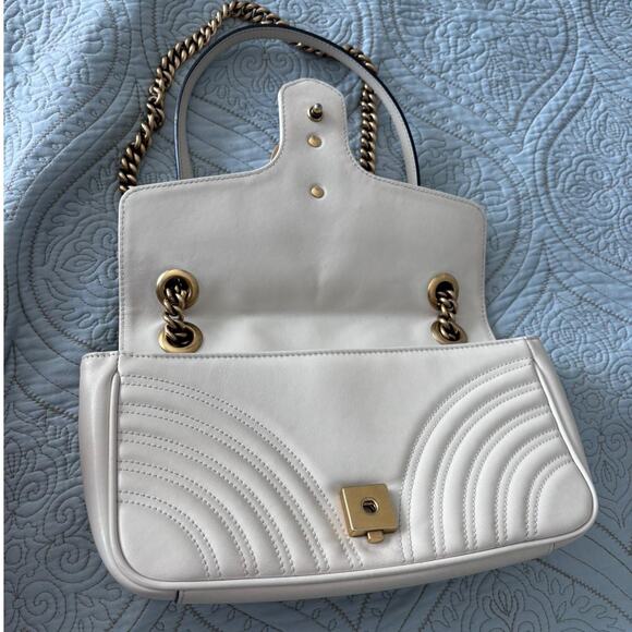 Gucci GG Marmont Small Chain Shoulder Bag Leather Chevron Logo Luxe Neutral Soft - Picture 6 of 15